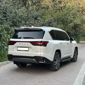 2023 Lexus LX600