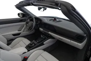 2024 Porsche 911 Carrera