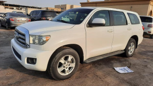 2013 Toyota Sequoia in dubai