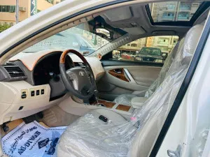 2010 Toyota Aurion