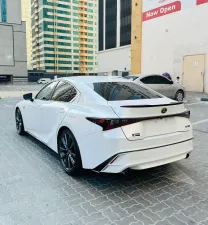 2021 Lexus IS