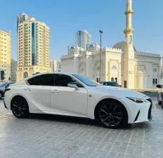 2021 Lexus IS