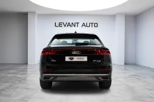 2021 Audi Q8