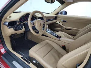 2014 بورش 911 كاريرا