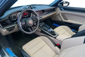 2025 Porsche 911 Carrera