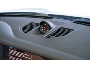 2025 Porsche 911 Carrera