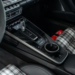 2025 Porsche 911 Carrera