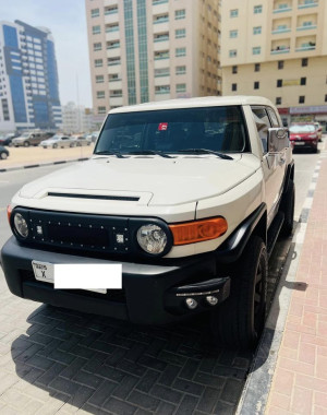 2012 Toyota FJ Cruiser in dubai