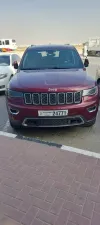2017 Jeep Grand Cherokee in dubai