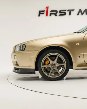 2001 Nissan SkyLine