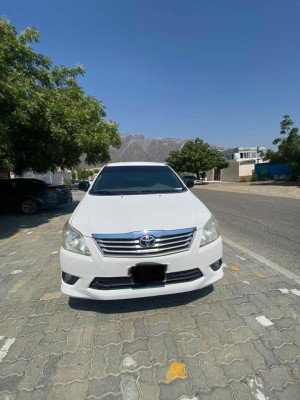 2012 Toyota Innova in dubai
