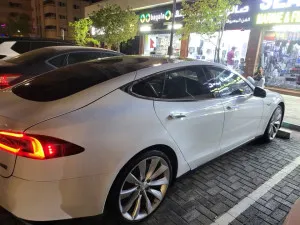2014 Tesla Model S