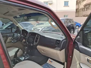 2016 Mitsubishi Pajero