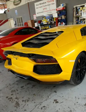 2015 Lamborghini Aventador