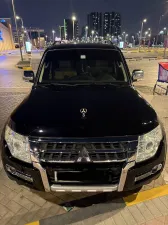 2015 Mitsubishi Pajero