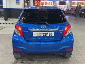 2012 تويوتا ياريس