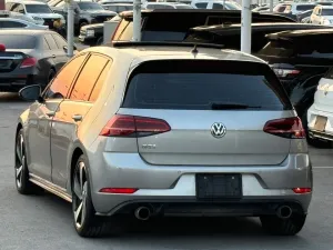 2018 Volkswagen Golf