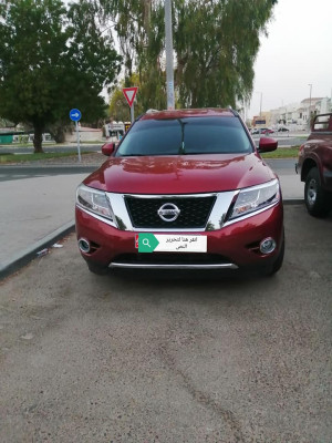 2015 Nissan Pathfinder in dubai