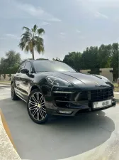 2017 Porsche Macan in dubai