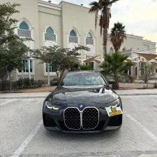 2022 بي أم دابليو الفئة - 4  in dubai
