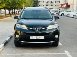 2015 تويوتا راف ٤