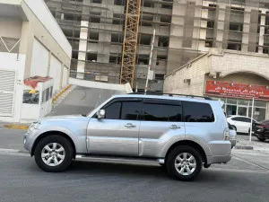 2013 Mitsubishi Pajero