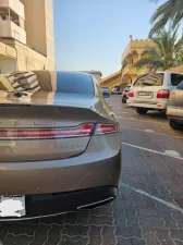 2019 لينكولن ام كي زد