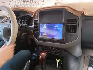 2003 Mitsubishi Pajero