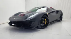 2017 Ferrari 488 in dubai
