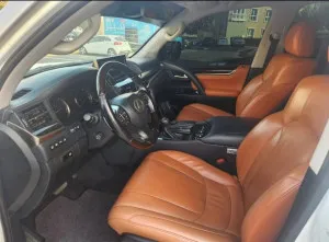 2018 Lexus LX 570