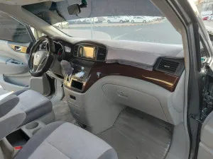 2016 Nissan Quest