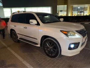 2014 Lexus LX 570