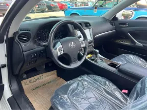 2021 Lexus IS