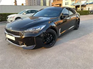 2018 كيا ستينجر