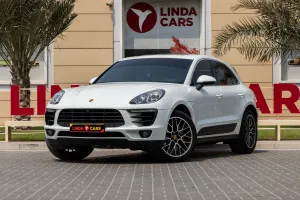 2015 Porsche Macan in dubai