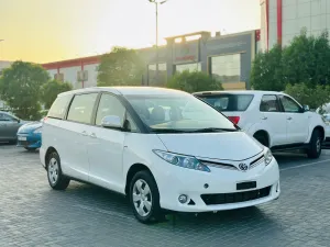 2013 Toyota Previa in dubai
