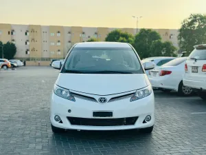 2013 تويوتا بريفيا