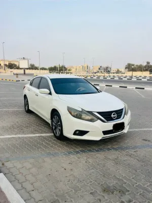 2016 نيسان آلتيما in dubai