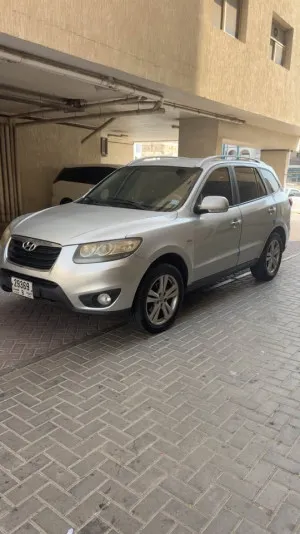 2011 Hyundai Santa Fe in dubai