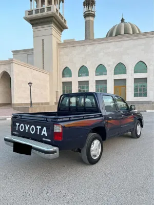 2004 Toyota Hilux