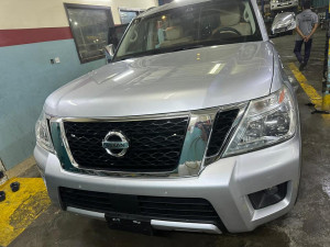 2017 Nissan Armada in dubai