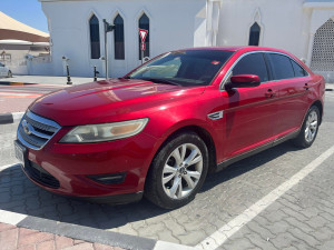 2011 Ford Taurus in dubai
