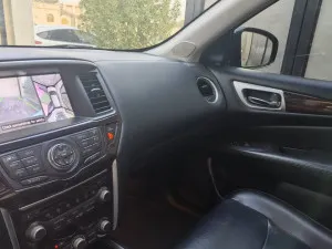 2015 Nissan Pathfinder