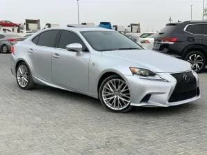 2014 لكزس اي اس