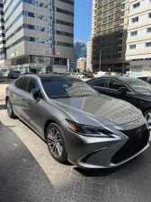 2020 Lexus ES