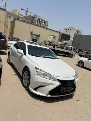 2007 Lexus ES in dubai