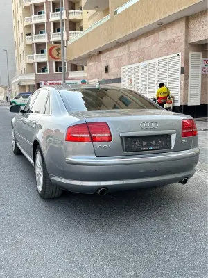2010 اودي آي ٨