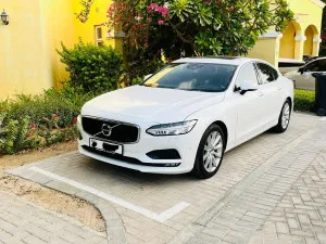 2017 Volvo S90