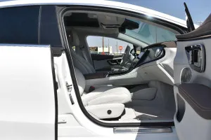 2022 Mercedes-Benz EQS