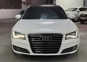 2011 اودي آي ٨